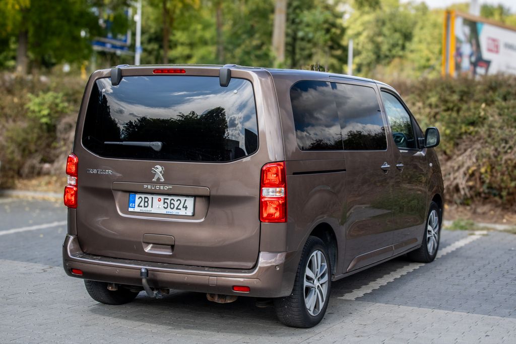peugeot-traveller - 4