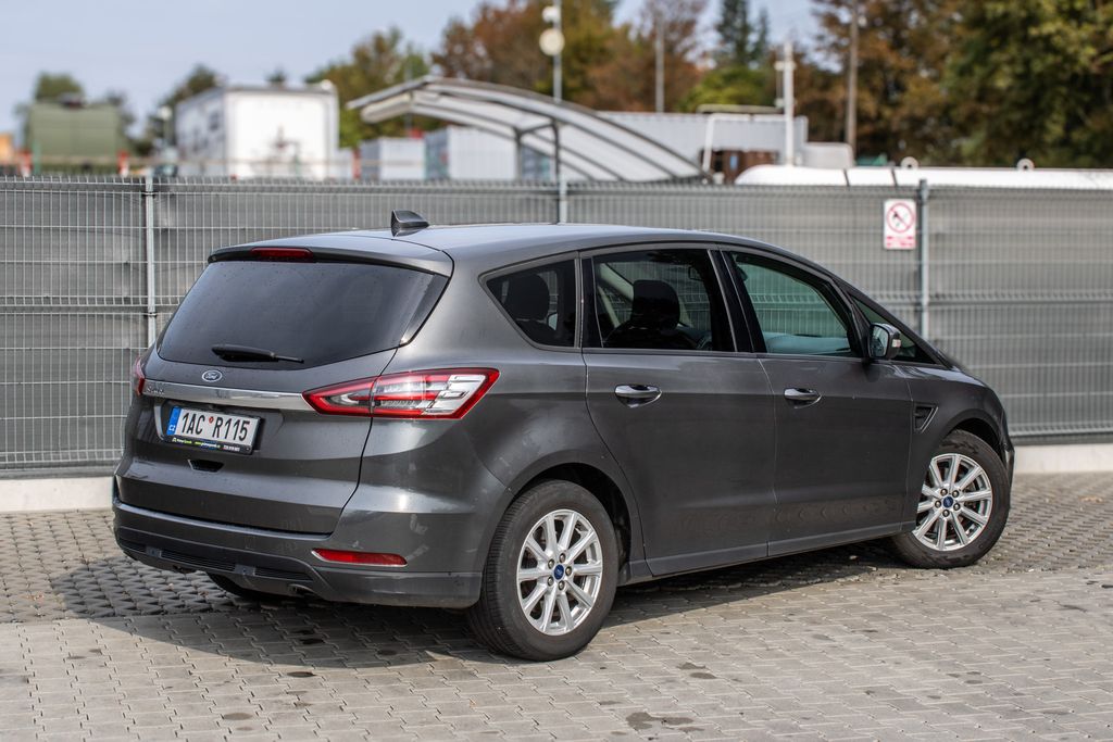 ford-s-max - 4