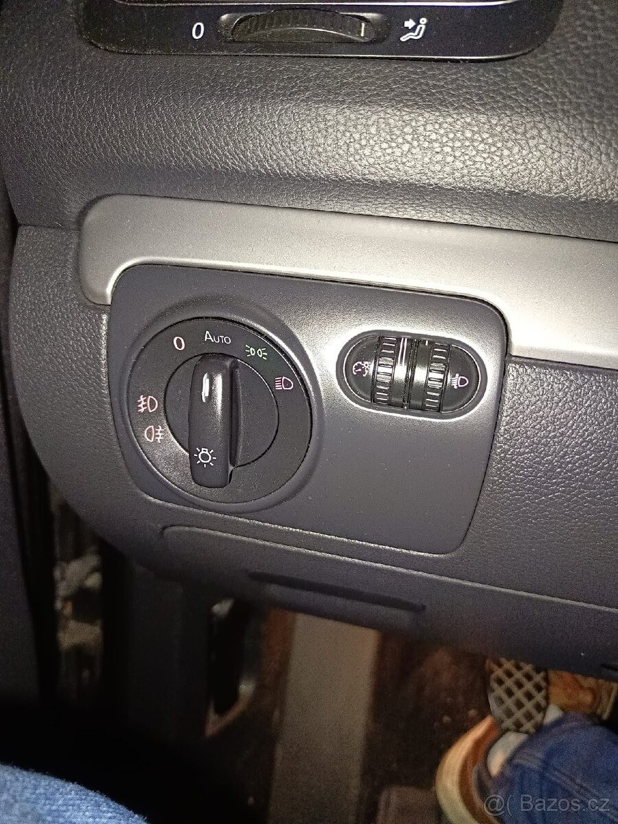 volkswagen-golf-1-6-tdi - 3