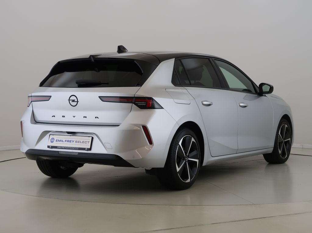 opel-astra-1-2-96kw-gs-automat-st - 4