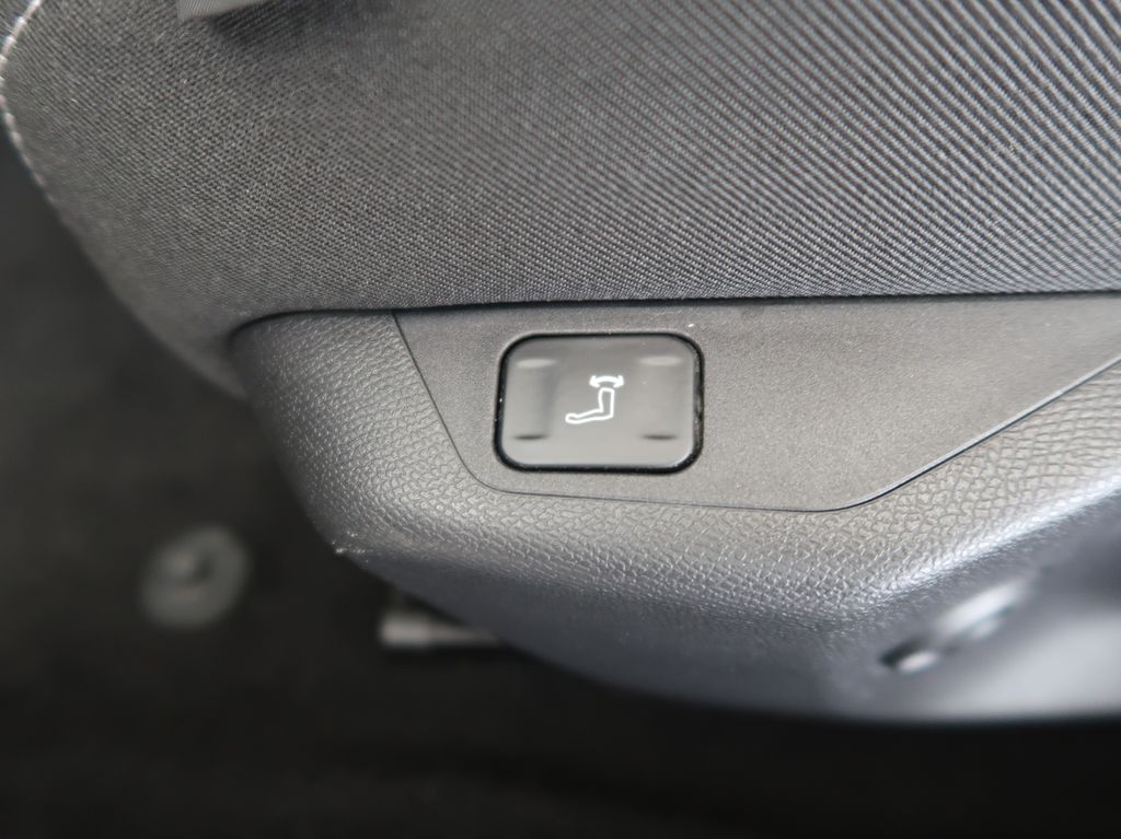 opel-astra-1-2-96kw-gs-automat-st - 9