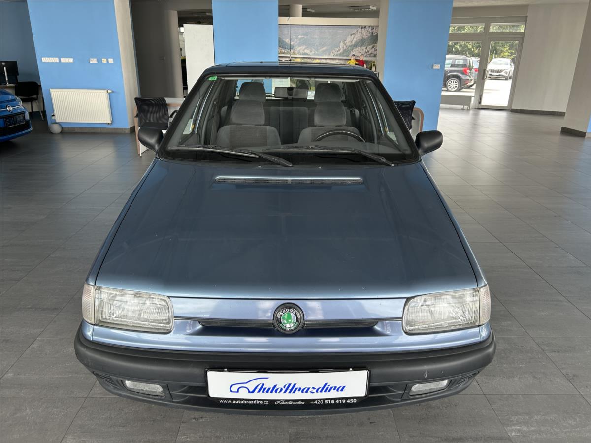 skoda-felicia-1-3-puvod-cr-60-000km-tazne - 1