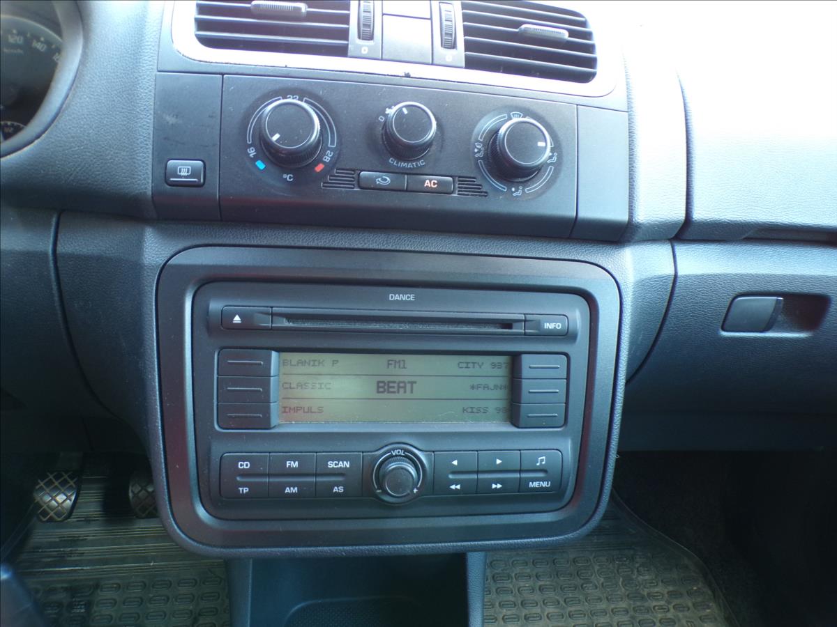 skoda-fabia-1-2-12v-sport - 7