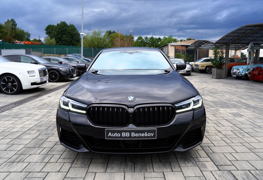 BMW Řada 5 540i xDrive/Lasery,HUD/335PS