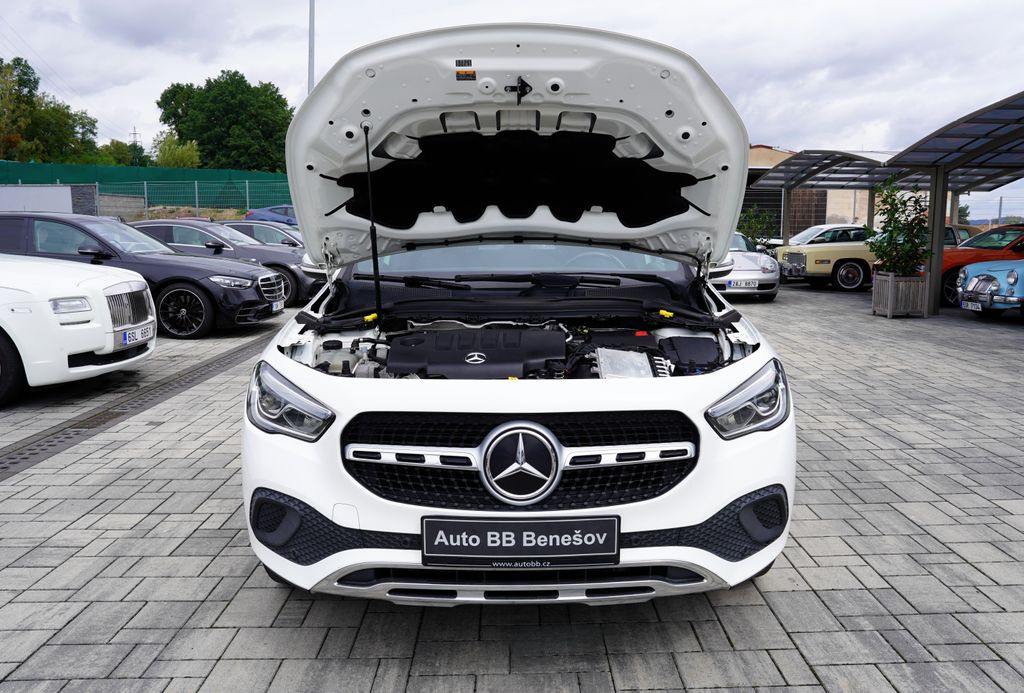 mercedes-benz-gla-gla-200d-progressive-at9-mbux - 8