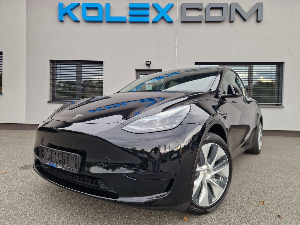 Tesla Model Y RWD, LFP, AMD Ryzen, Tažné,