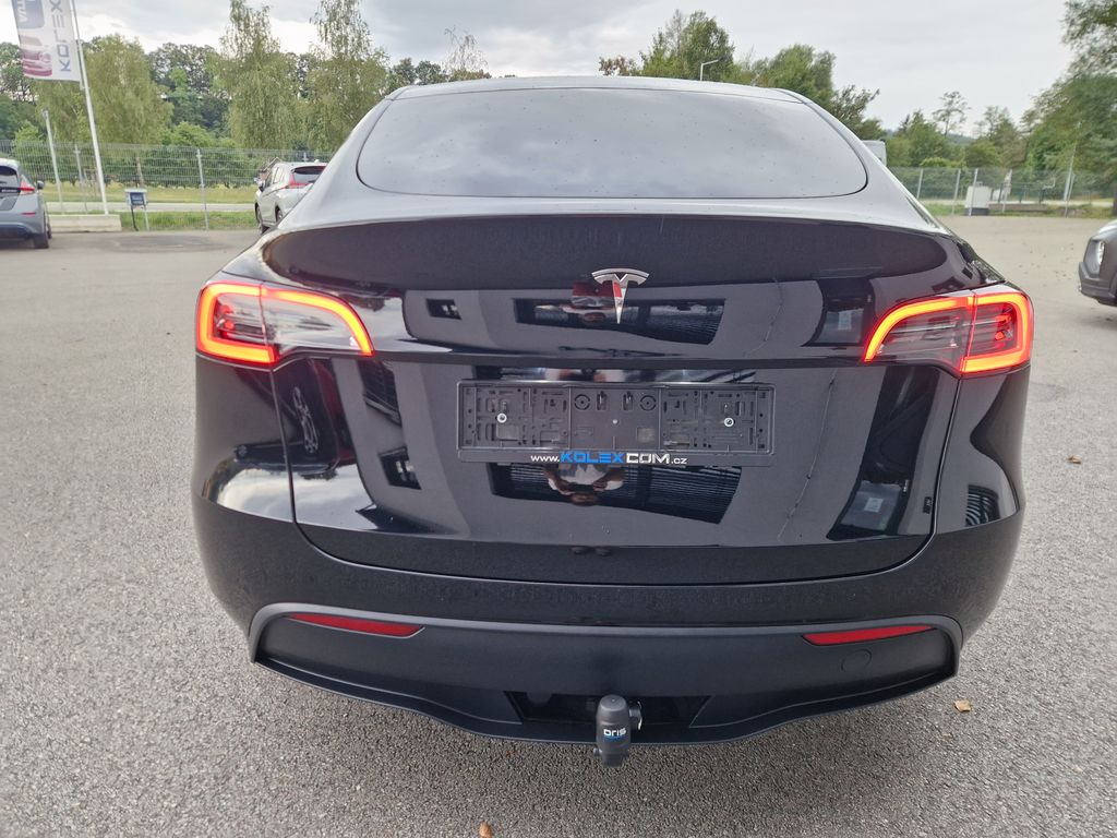 tesla-model-y-rwd-lfp-amd-ryzen-tazne - 3