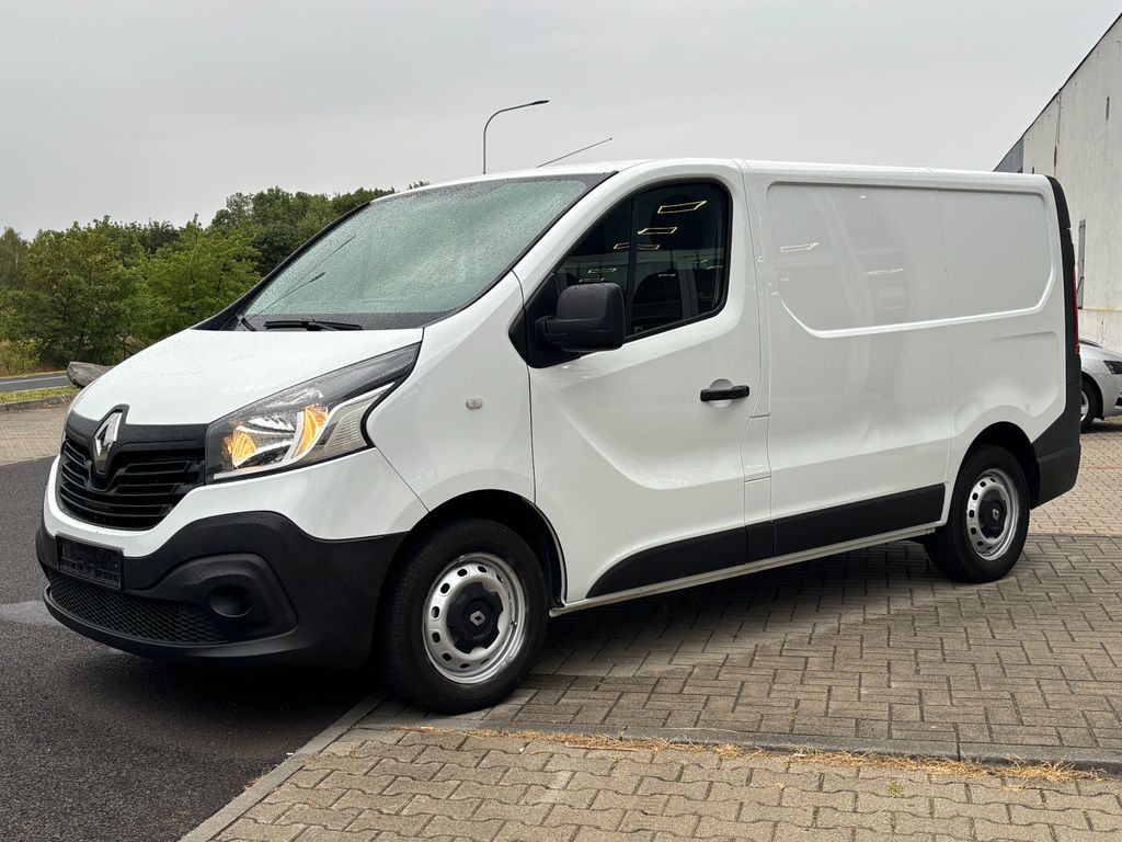renault-trafic-1-6-dci-66kw-zadni-senzory - 3