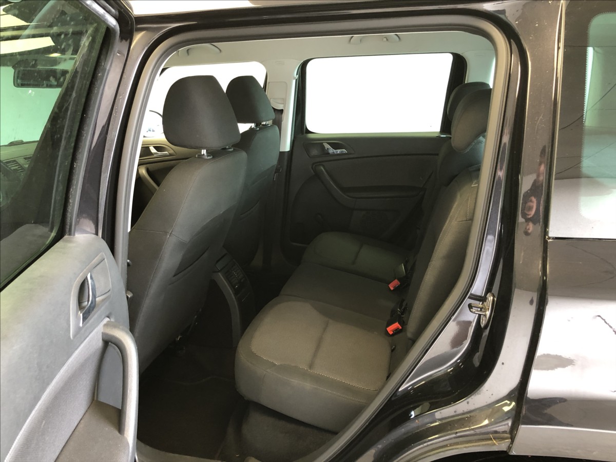 skoda-yeti-1-8-16v-tsi - 9