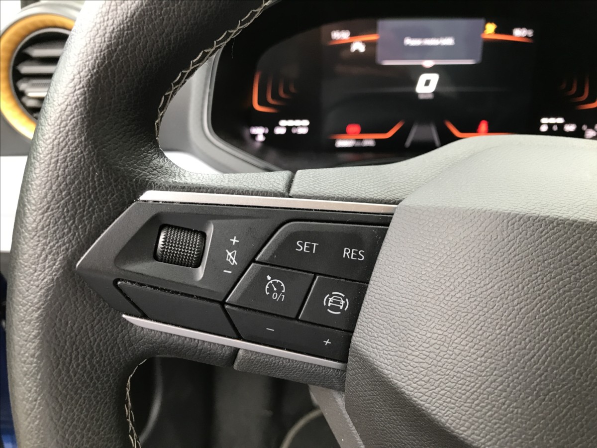 seat-arona-1-0-tsi-70kw-style - 7
