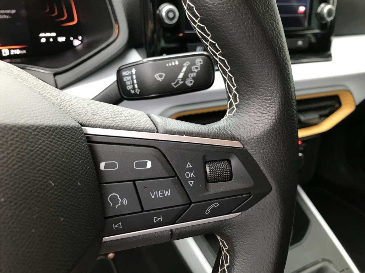 seat-arona-1-0-tsi-70kw-style - 8