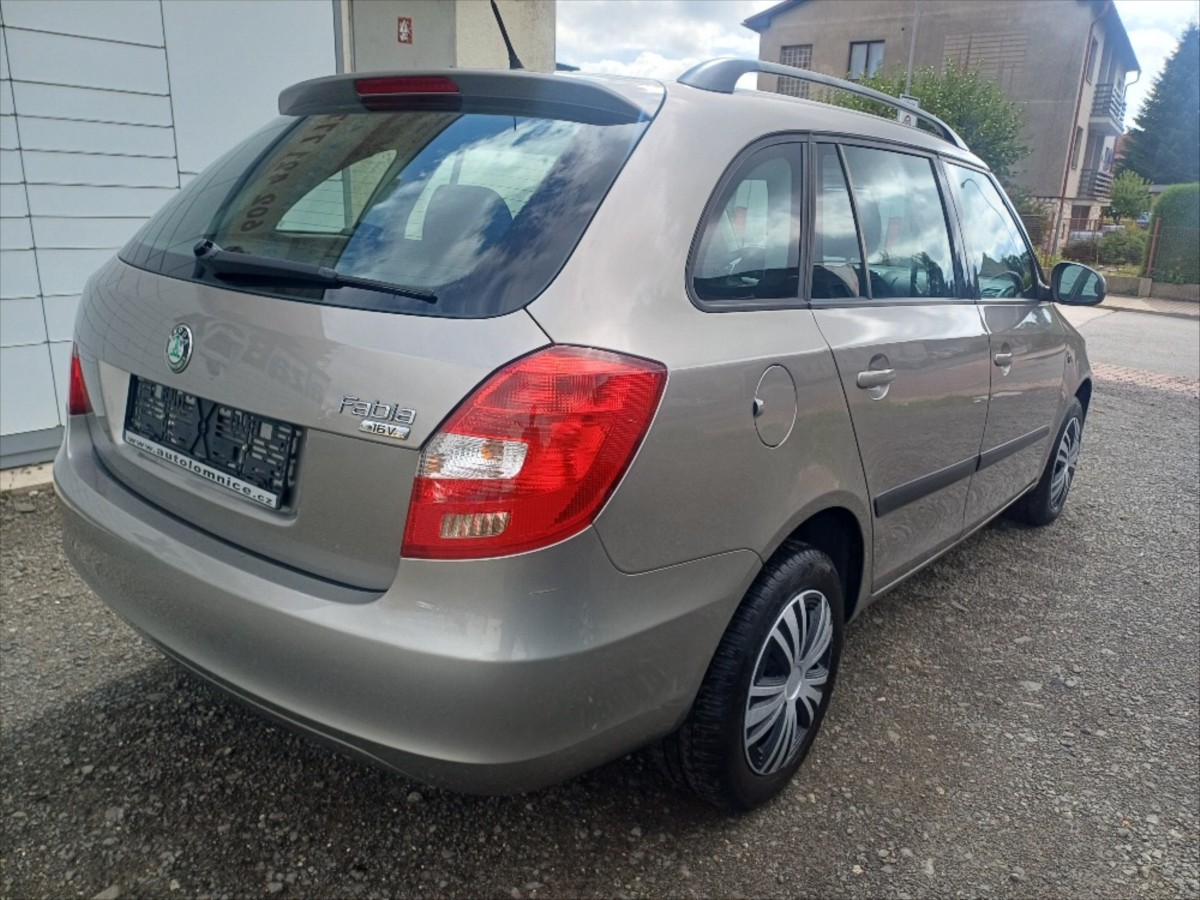 skoda-fabia-1-4-16v-kombi - 3
