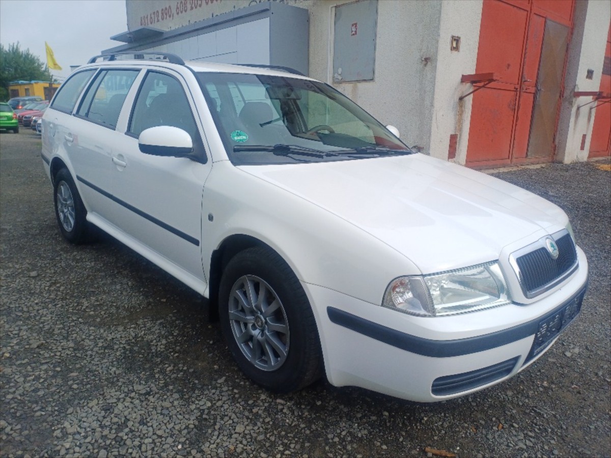 skoda-octavia-1-9-kombi-tdi-tour - 2