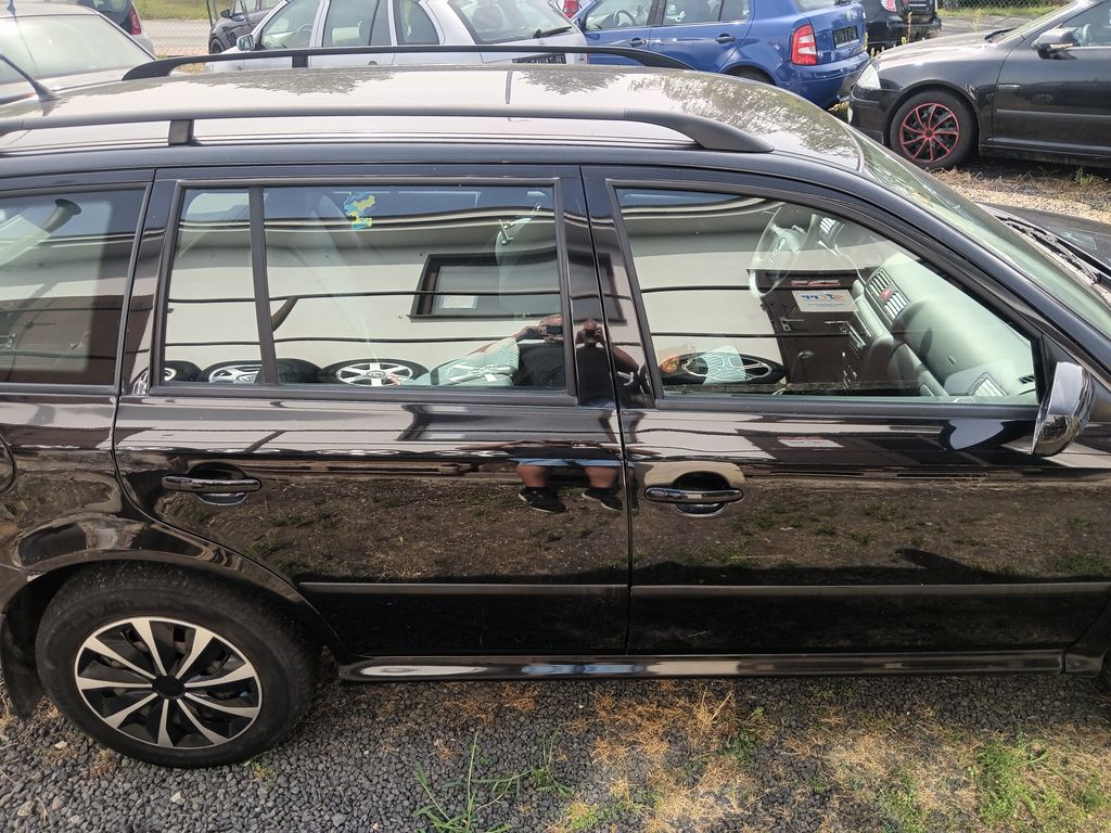 skoda-octavia-1-9-tdi-ambiente-tour - 5