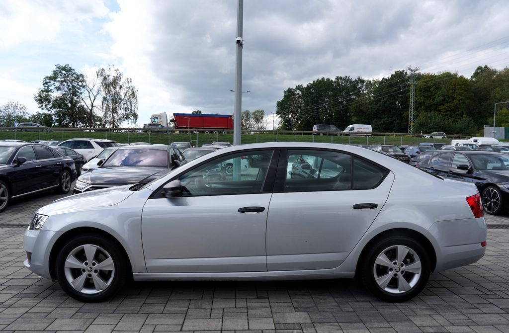 skoda-octavia-1-2-tsi-90-ps-cr-1-majitel - 2