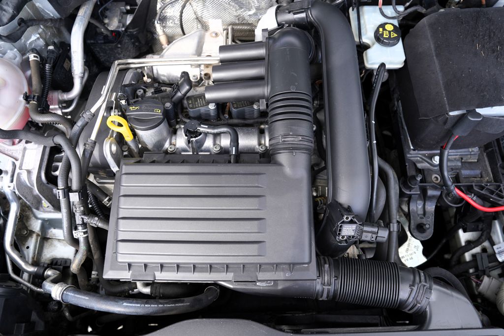 skoda-octavia-1-2-tsi-90-ps-cr-1-majitel - 9