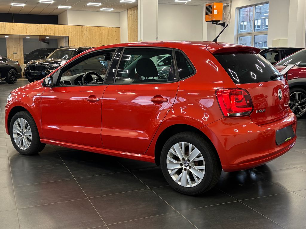 volkswagen-polo-1-2-tdi-55kw-life-senzory - 3