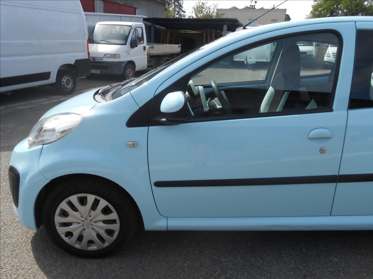 citroen-c1-1-0-i-50kw-klima-5-dver-cz - 9