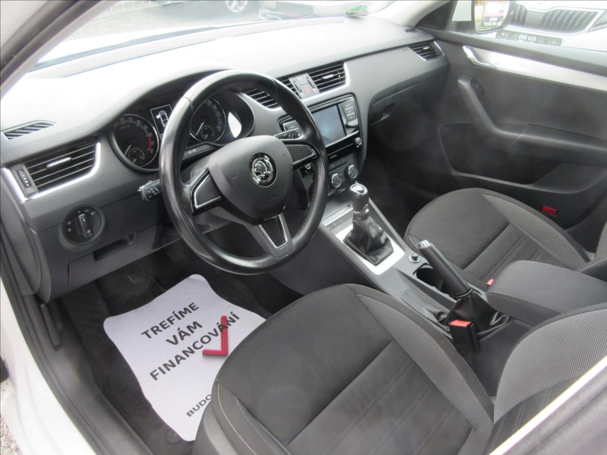 skoda-octavia-1-6-tdi-85kw - 5