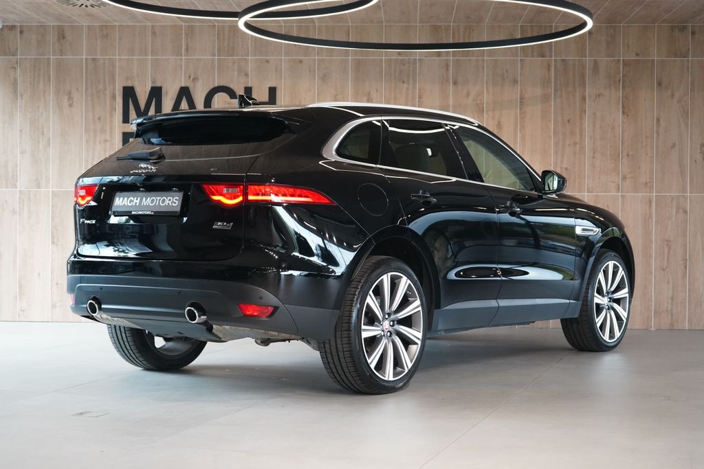 jaguar-f-pace-30d-awd-prestige-panorama - 8