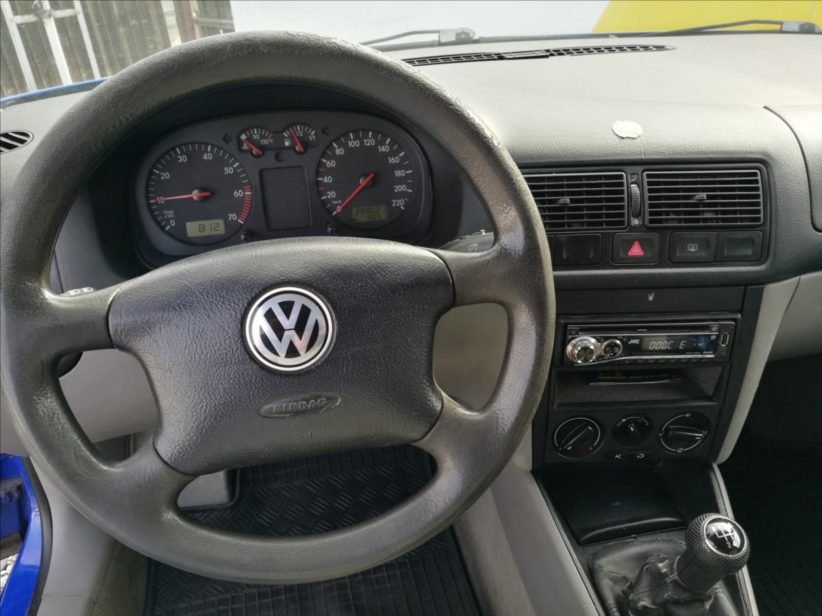 volkswagen-golf-1-4-i-3dv - 4