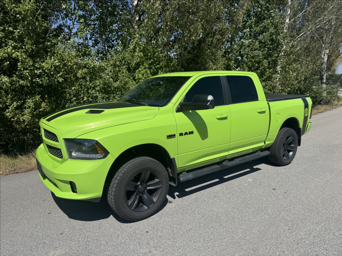 Dodge RAM 5,7
