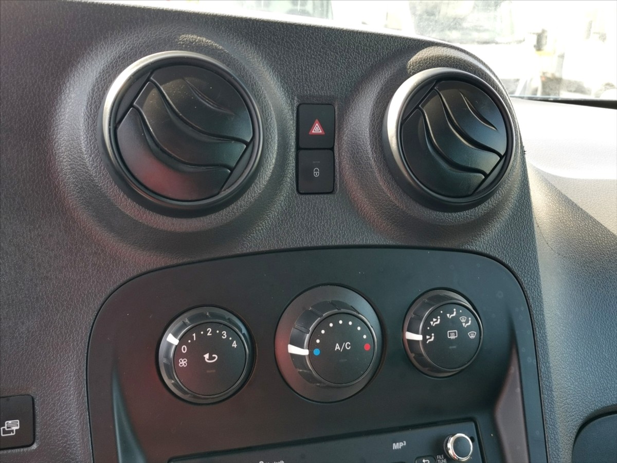 mercedes-benz-citan-111cdi-tourer-5mist-klima-cr - 9