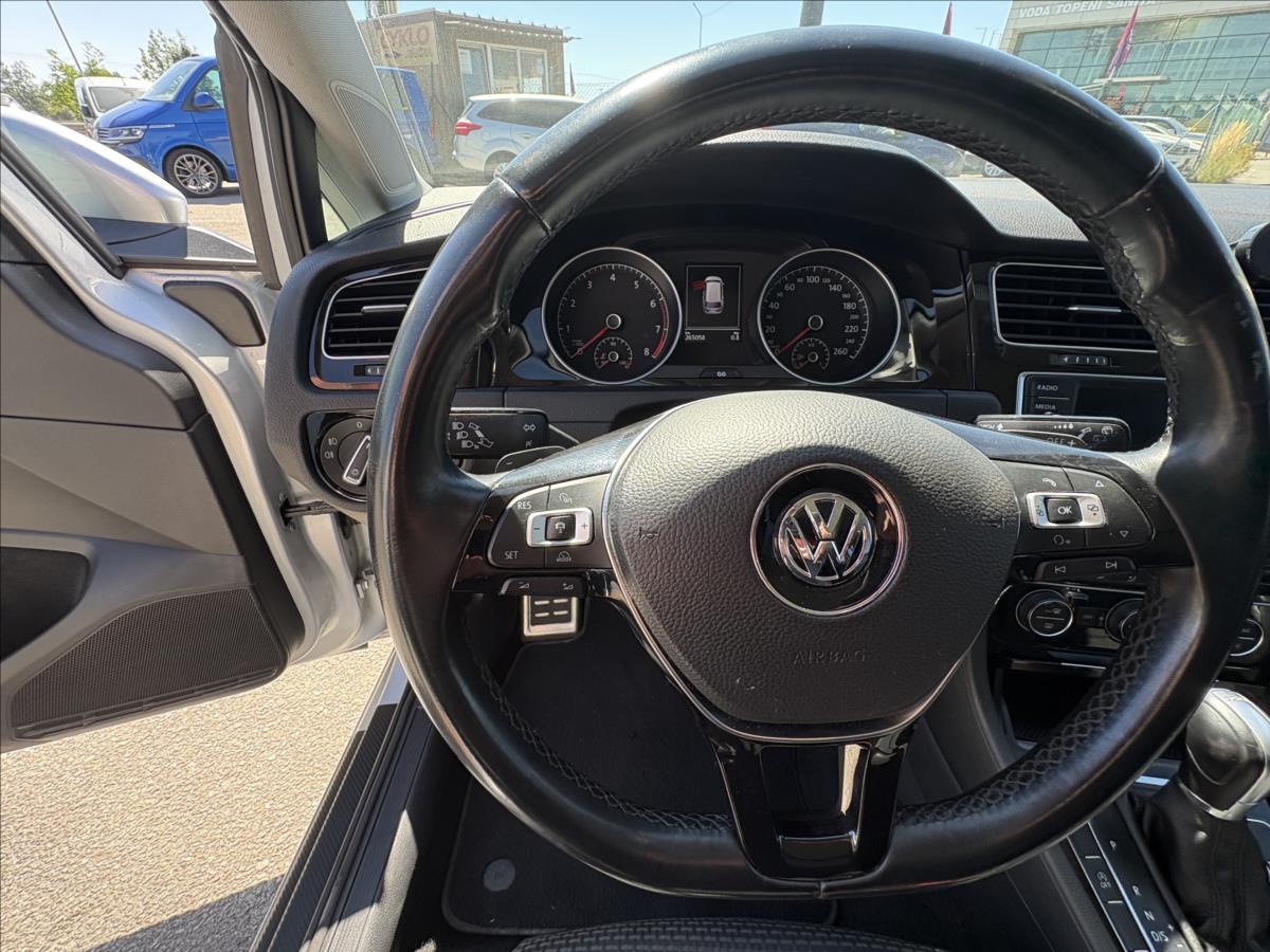 volkswagen-golf-1-4-tsi92kw-lpg-highline-servi - 7