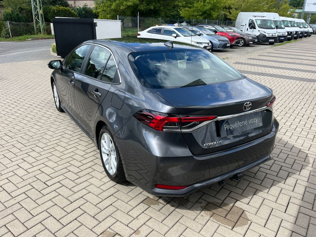 toyota-corolla-1-5-vvt-i-92kw-comfort-tz - 3