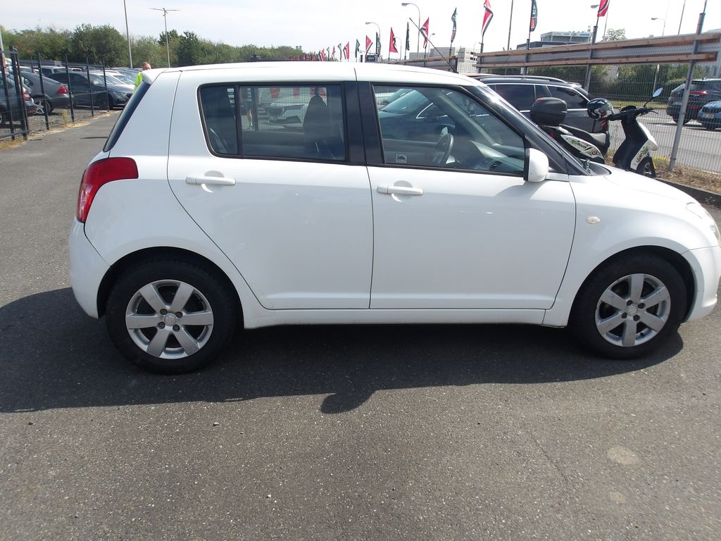 suzuki-swift-1-3i-cr-2xklice-klima - 6