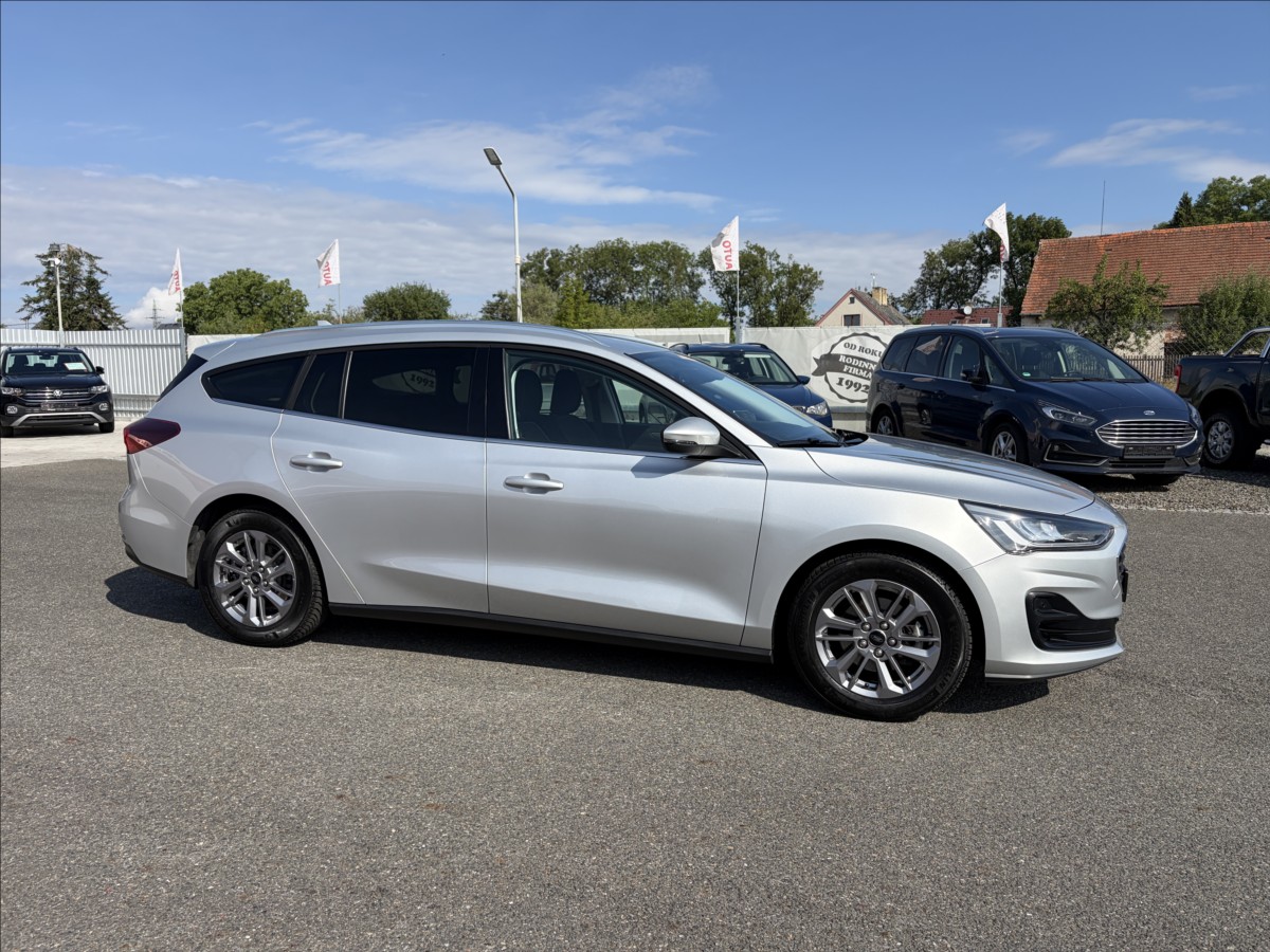 ford-focus-1-0-92kw-titanium-x-led-navi-temp-kamera-keyfree - 2