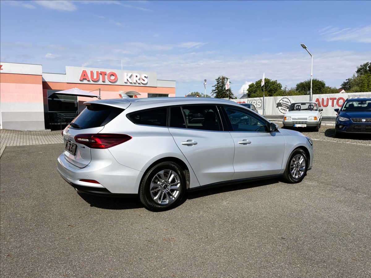 ford-focus-1-0-92kw-titanium-x-led-navi-temp-kamera-keyfree - 3