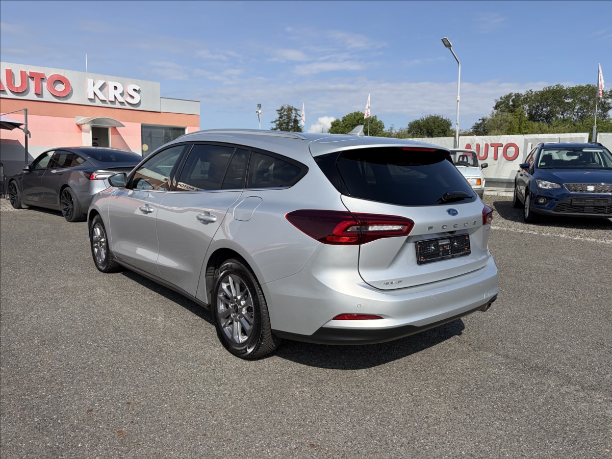 ford-focus-1-0-92kw-titanium-x-led-navi-temp-kamera-keyfree - 6