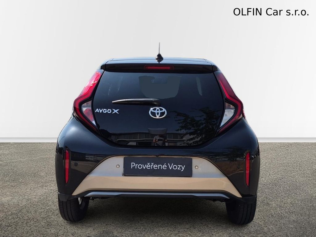 toyota-aygo-executive-smart-jbl-1-0-cvt - 7