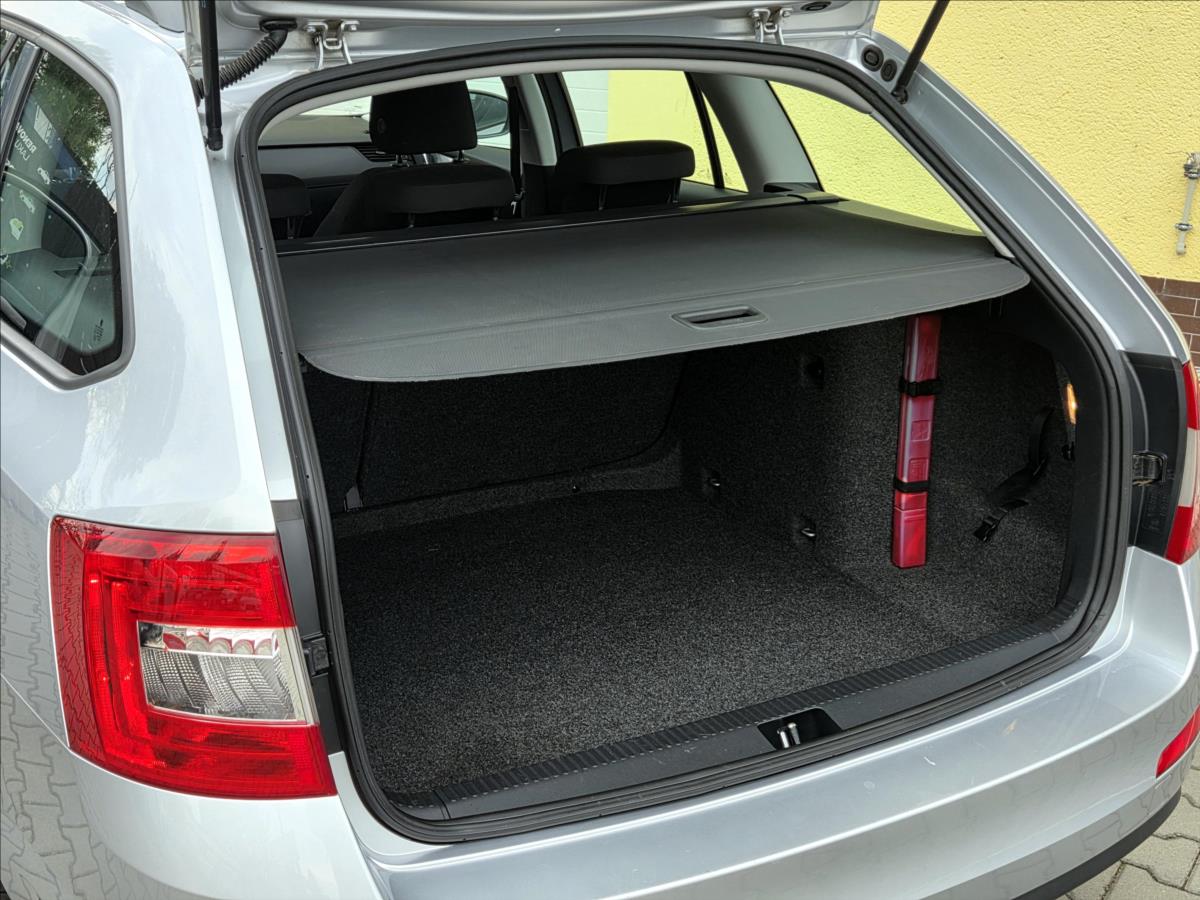 skoda-octavia-1-2-tsi-1-maj-nove-rozvody - 9