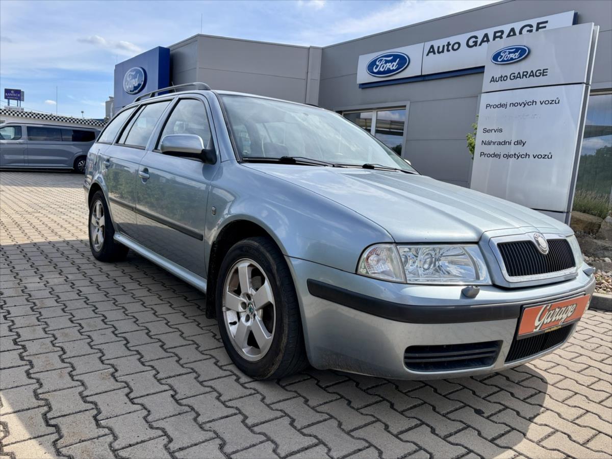 Škoda Octavia 1,8 T  ELEGANCE XENONY