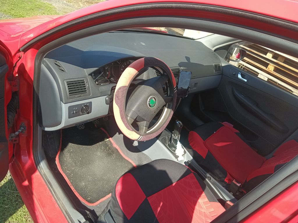 skoda-fabia-1-4-mpi-classic - 8
