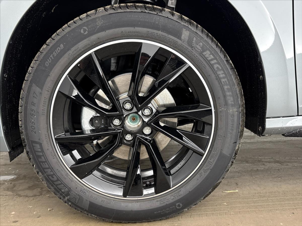 skoda-kamiq-1-5-tsi-monte-carlo-dsg - 6