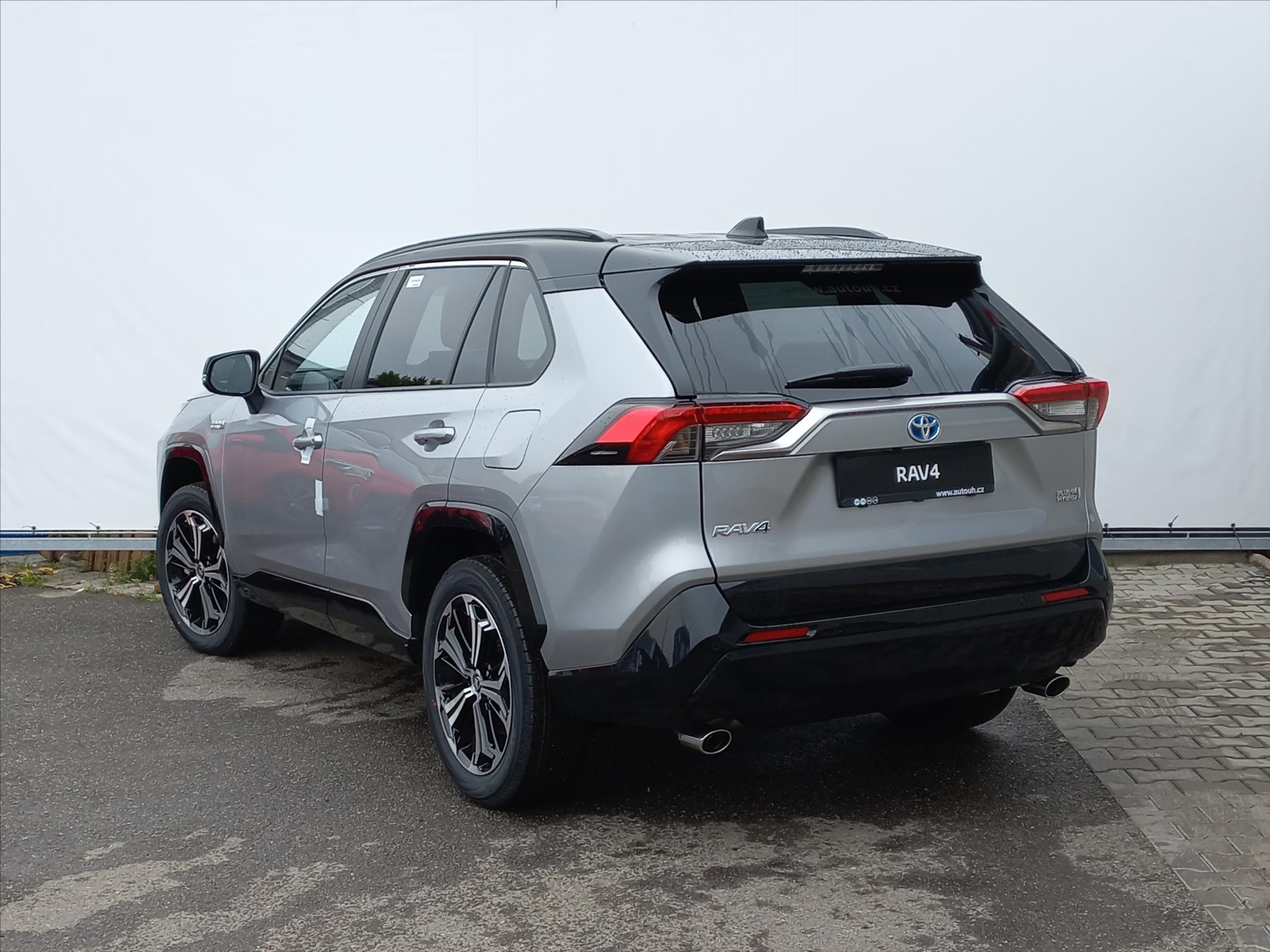 toyota-rav4-2-5-plug-in-hybrid-i-awd-300k-selection - 6