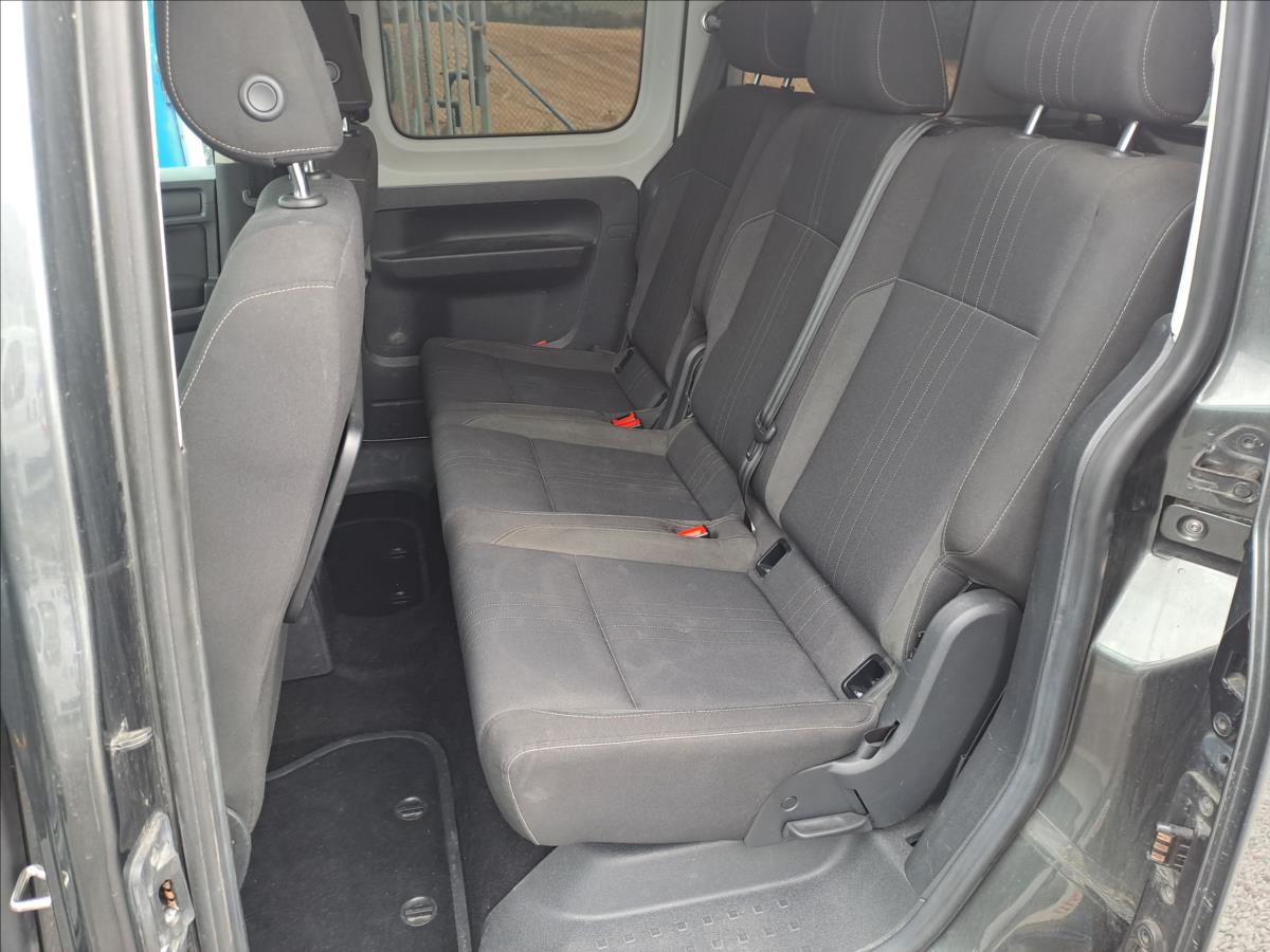 volkswagen-caddy-2-0-tdi-dsg-4motion - 5