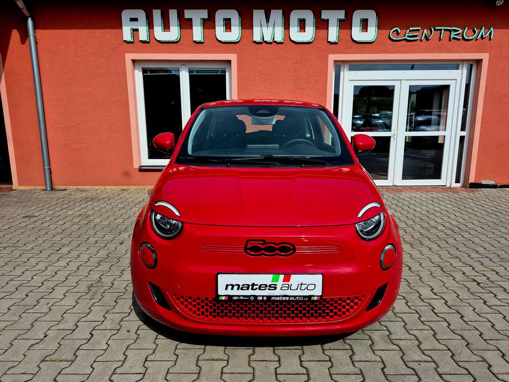 fiat-500e-42kwh-87kw-red-odpocet-dph-soh-95-7-rezervac - 7