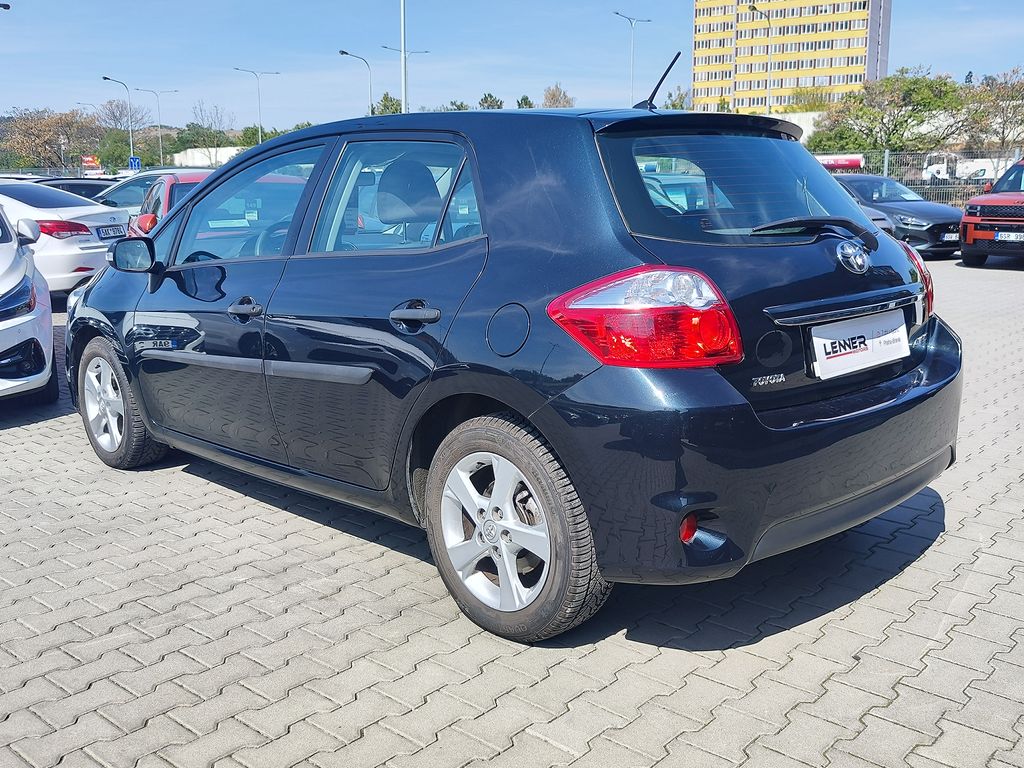 toyota-auris-1-6-valvematic-97kw-terra-cool - 6