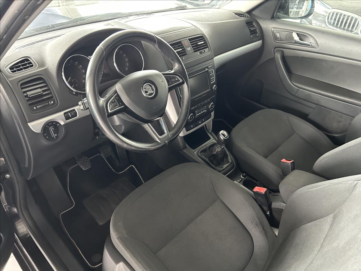 skoda-yeti-2-0-tdi-4x4-1-majitel-serviska - 6