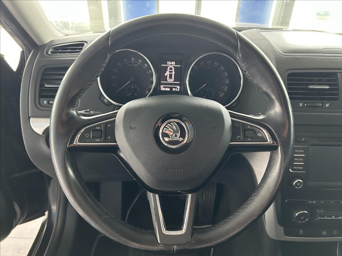 skoda-yeti-2-0-tdi-4x4-1-majitel-serviska - 9