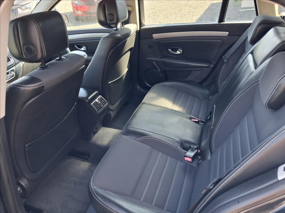 renault-laguna-1-5-combi-navy - 8