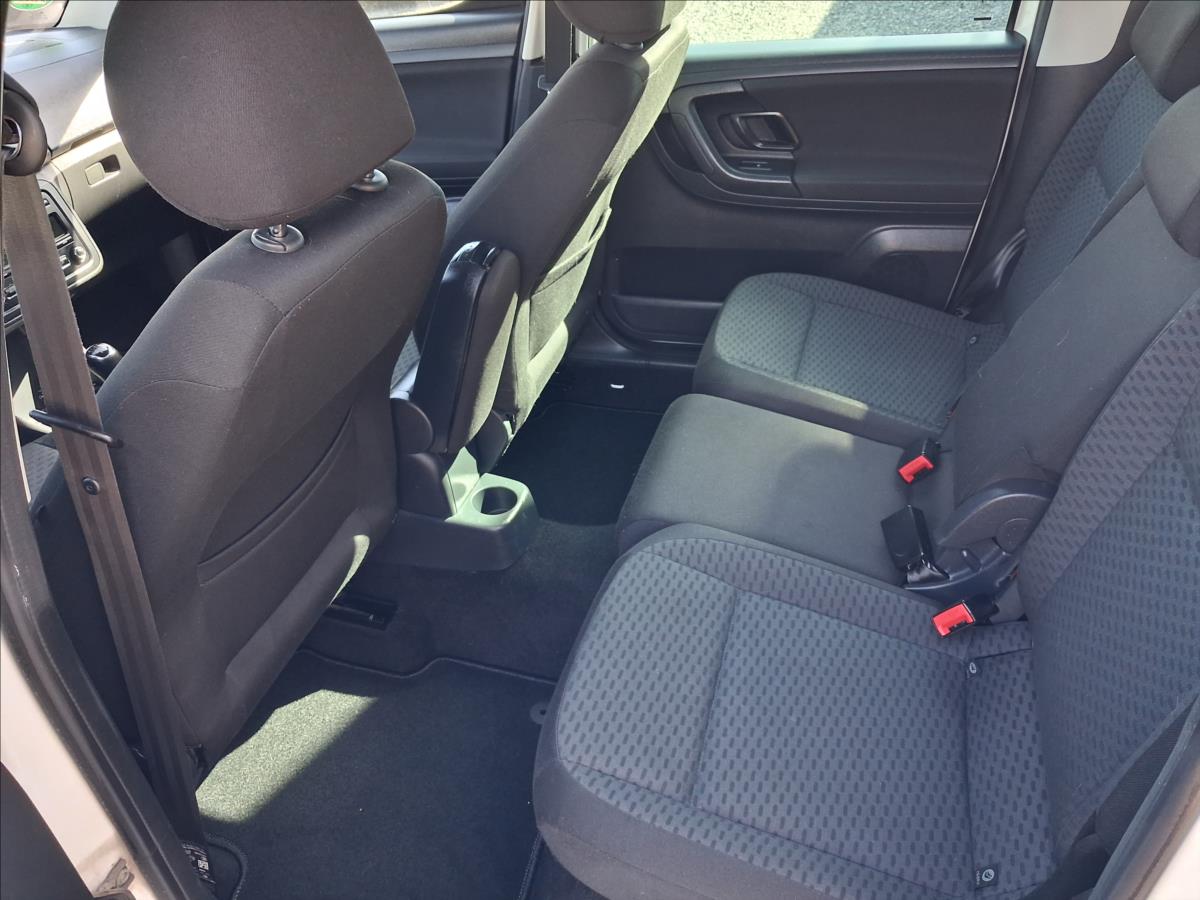 skoda-roomster-1-2 - 8