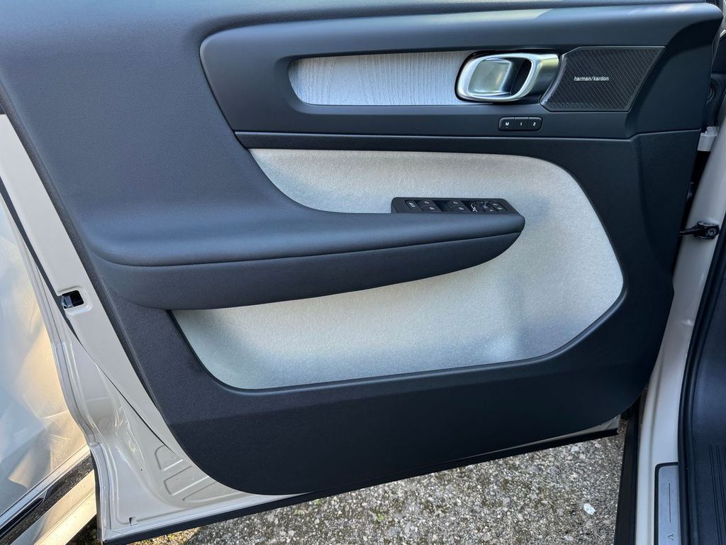 volvo-xc40-ultra-b4-360-panorama - 6