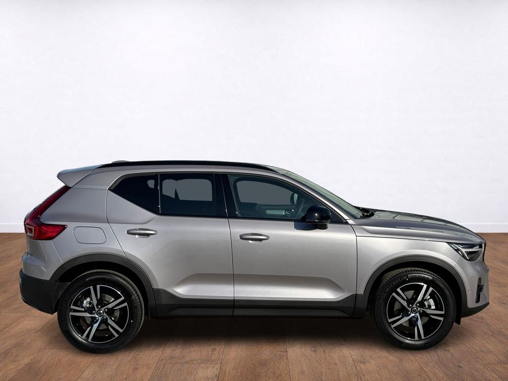 volvo-xc40-plus-b3-360-lighting-paket - 4