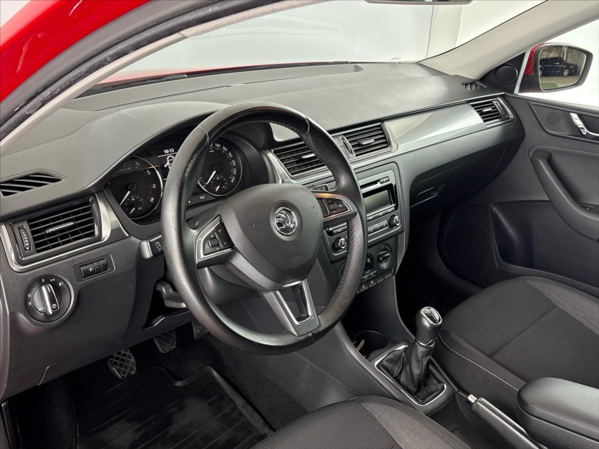 skoda-rapid-1-2-tsi-ambition-plus - 5
