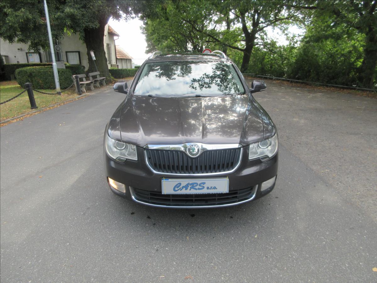 skoda-superb-2-0-tdi-zavada-prev-panorama-tazne - 2